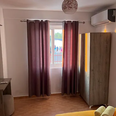 Beachfront House Saliko Ksamil