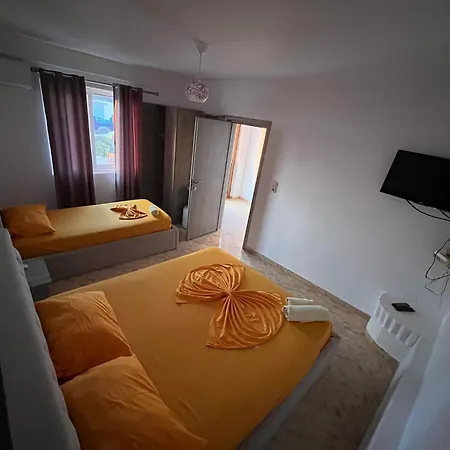 Casa de hóspedes Beachfront House Saliko 4*