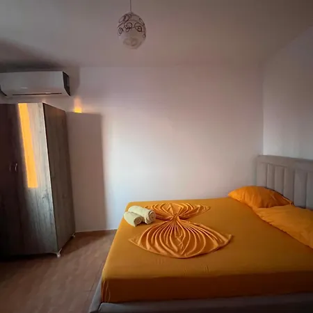 Beachfront House Saliko 4*