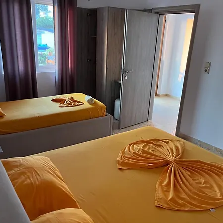 Beachfront House Saliko