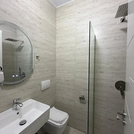 Pensionat Beachfront House Saliko 4*