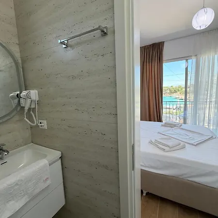 Pensionat Beachfront House Saliko