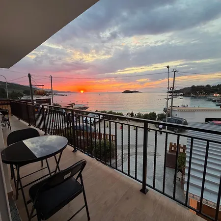 Beachfront House Saliko