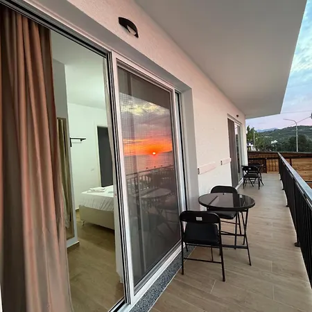 Beachfront House Saliko Pensionat