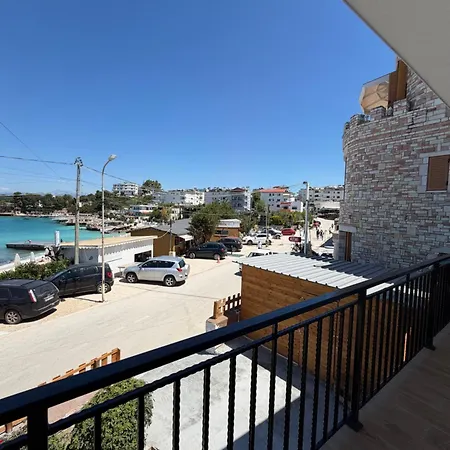 Pensionat Beachfront House Saliko