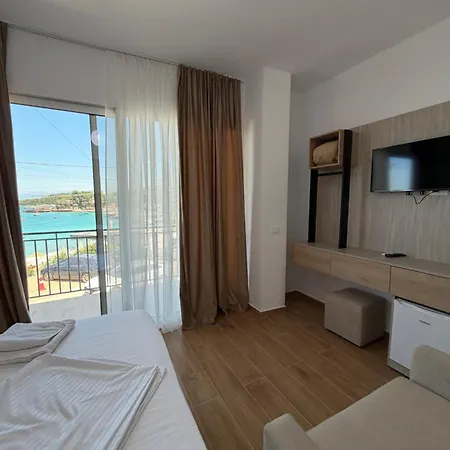 Pensionat Beachfront House Saliko 4*