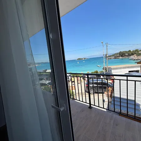 Beachfront House Saliko 4* Ksamil