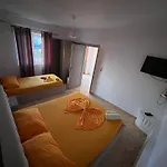 Guest house Beachfront House Saliko 4*