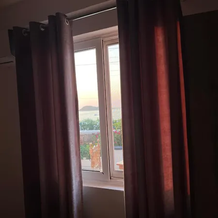 Private House 펜션 *