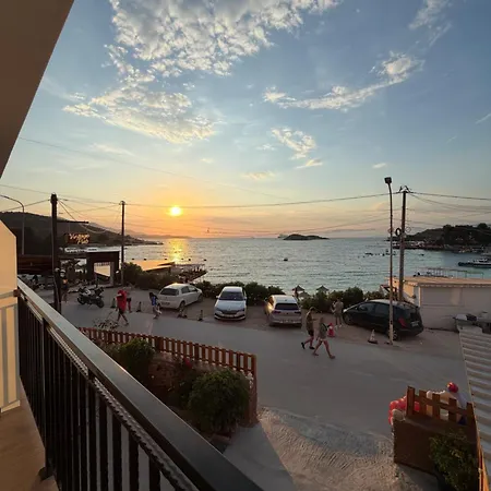 Beachfront House Saliko Guest house