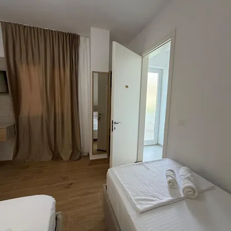 Beachfront House Saliko 3*