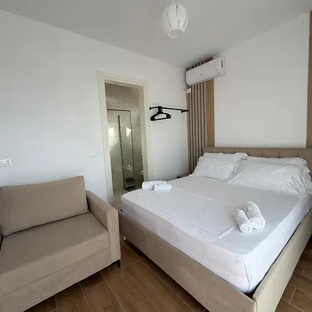 Beachfront House Saliko 3*