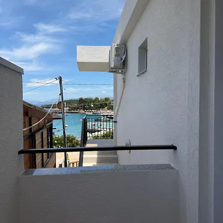Beachfront House Saliko Guest house Ksamil
